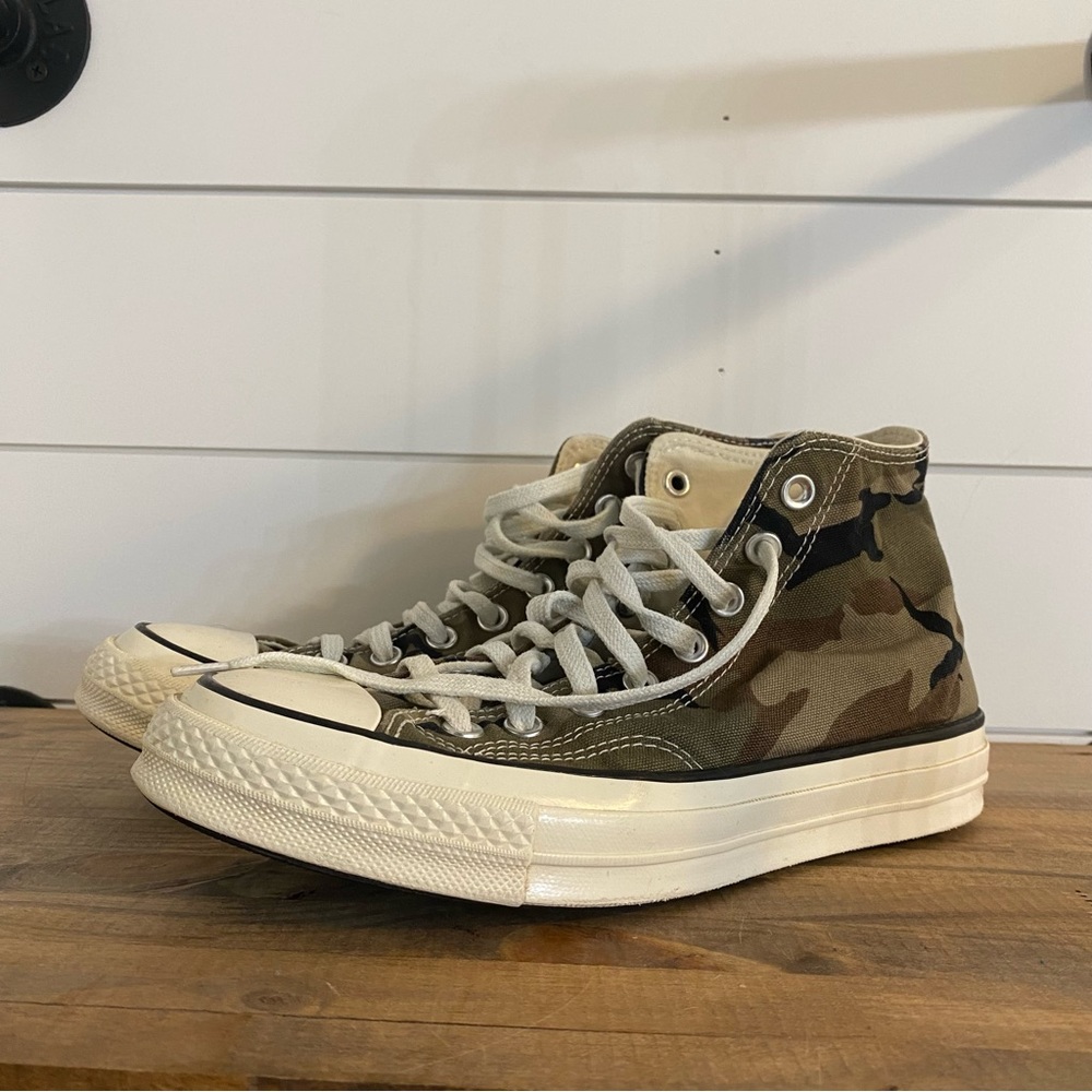 Camo Carhartt Converse